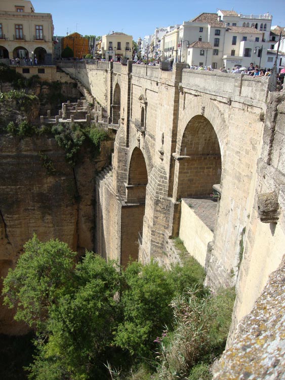 Ronda-003