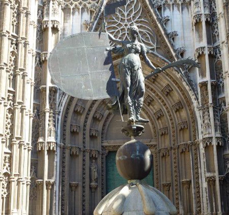 seville-giralda